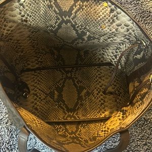 MICHAEL KORS tote bag included with the coin bag